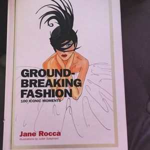 FASHION Coffee table book: ground breaking fashion